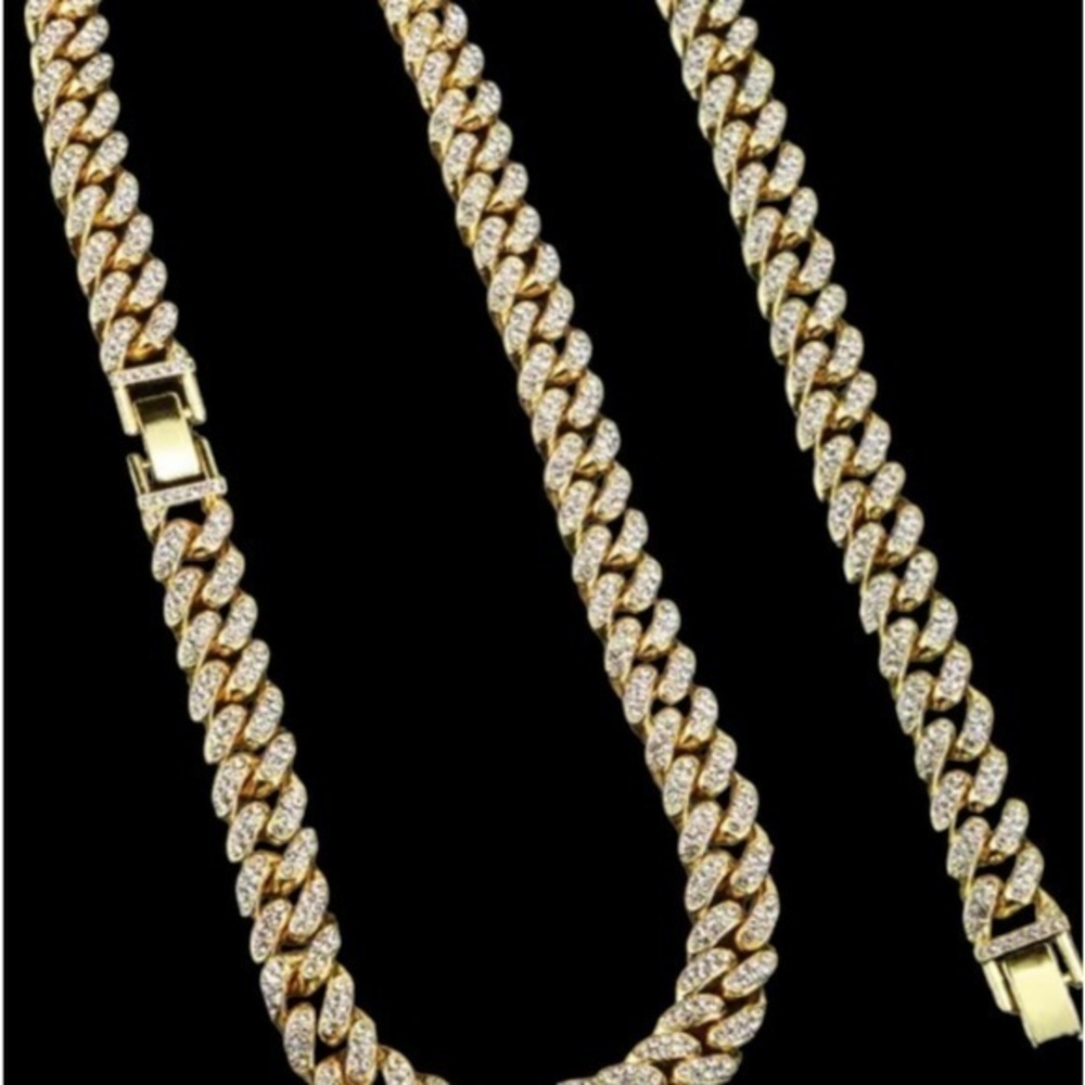 Miami Cuban Chain 18” Gold iced bracelet set